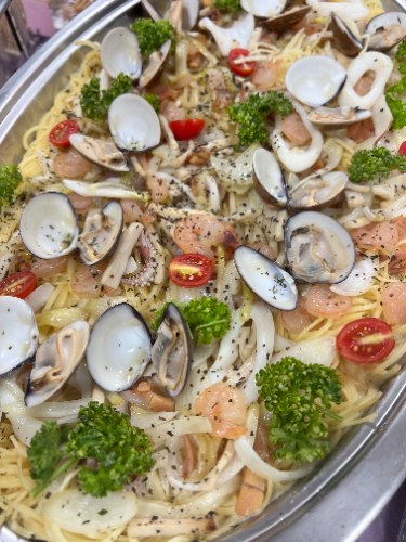 白醬海鮮義大利麵